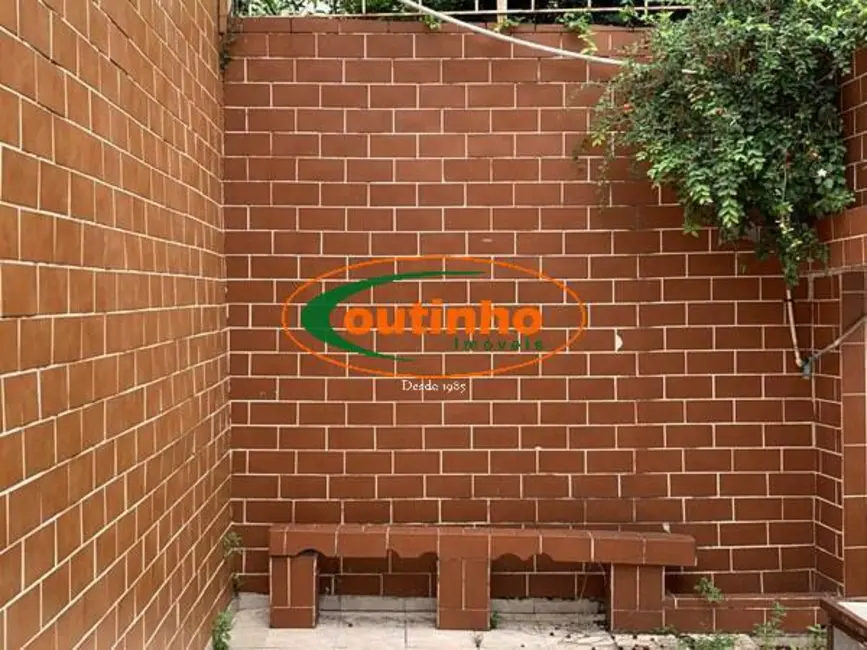 Casa com 5 quartos à venda, 200m2 em Vila Isabel, Rio De Janeiro - RJ - imagem 3 Foto 3 de Casa com 5 quartos à venda, 200m2 em Vila Isabel, Rio De Janeiro - RJ