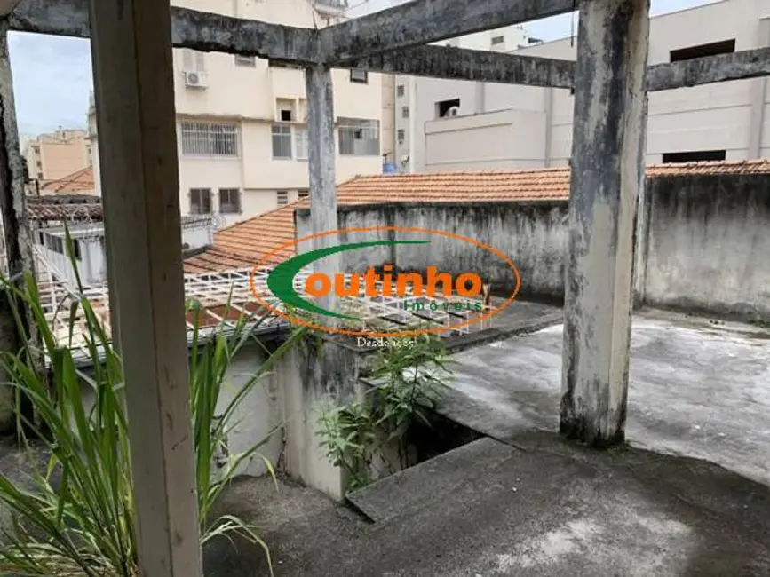 Casa com 5 quartos à venda, 200m2 em Vila Isabel, Rio De Janeiro - RJ - imagem 6 Foto 6 de Casa com 5 quartos à venda, 200m2 em Vila Isabel, Rio De Janeiro - RJ