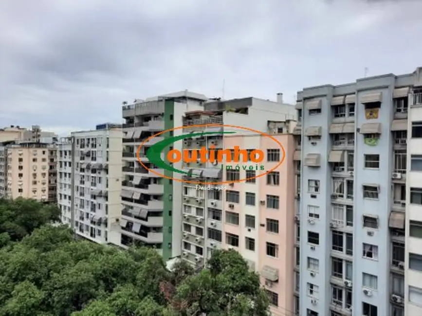 Apartamento com 1 quarto à venda, 49m2 em Tijuca, Rio De Janeiro - RJ - imagem 4 Foto 4 de Apartamento com 1 quarto à venda, 49m2 em Tijuca, Rio De Janeiro - RJ