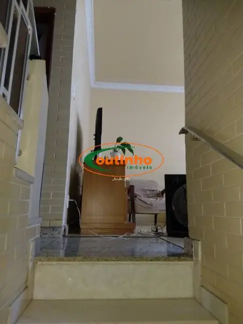 Casa com 4 quartos à venda, 195m2 em Vila Isabel, Rio De Janeiro - RJ - imagem 9 Foto 9 de Casa com 4 quartos à venda, 195m2 em Vila Isabel, Rio De Janeiro - RJ