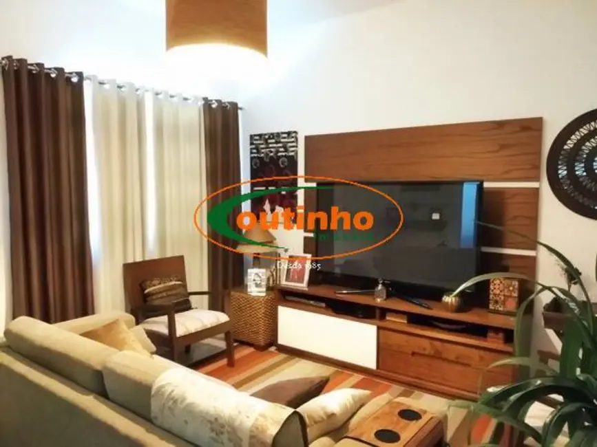 Foto 2 de Casa com 7 quartos à venda, 336m2 em Tijuca, Rio De Janeiro - RJ