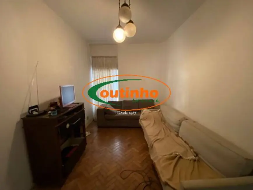 Foto 2 de Apartamento com 2 quartos à venda, 60m2 em Tijuca, Rio De Janeiro - RJ