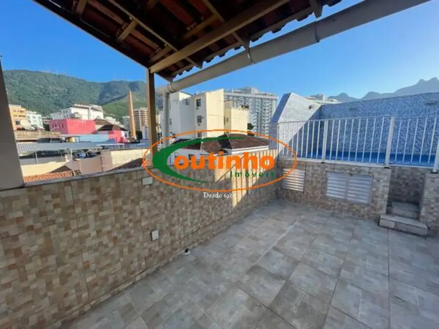 Casa com 5 quartos à venda, 257m2 em Tijuca, Rio De Janeiro - RJ - imagem 3 Foto 3 de Casa com 5 quartos à venda, 257m2 em Tijuca, Rio De Janeiro - RJ