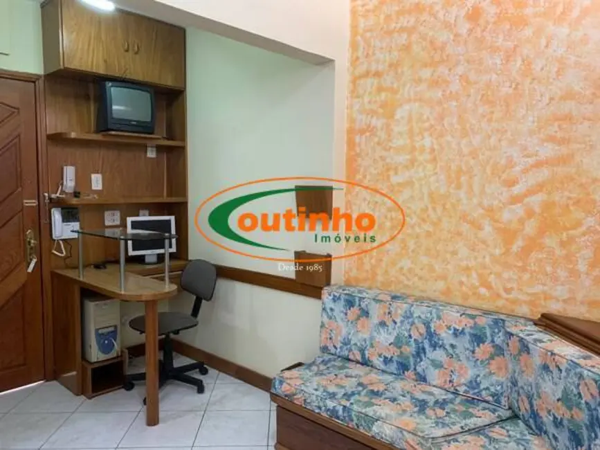 Sala Comercial à venda, 25m2 em Tijuca, Rio De Janeiro - RJ - imagem 8 Foto 8 de Sala Comercial à venda, 25m2 em Tijuca, Rio De Janeiro - RJ