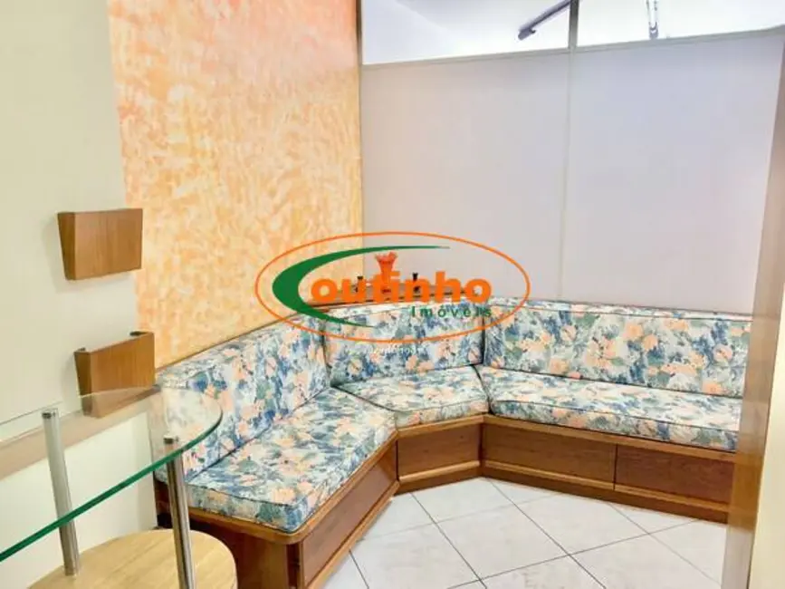 Sala Comercial à venda, 25m2 em Tijuca, Rio De Janeiro - RJ - imagem 6 Foto 6 de Sala Comercial à venda, 25m2 em Tijuca, Rio De Janeiro - RJ