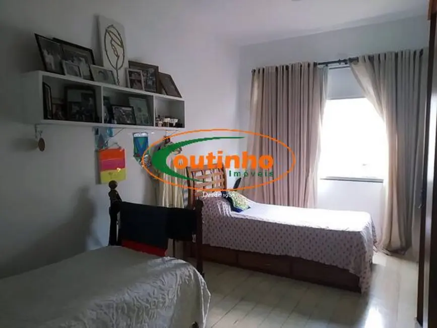 Foto 7 de Apartamento com 4 quartos à venda, 130m2 em Tijuca, Rio De Janeiro - RJ