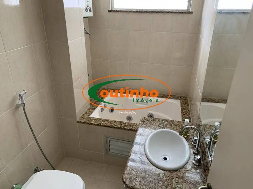 Foto 6 de Apartamento com 2 quartos à venda, 72m2 em Tijuca, Rio De Janeiro - RJ