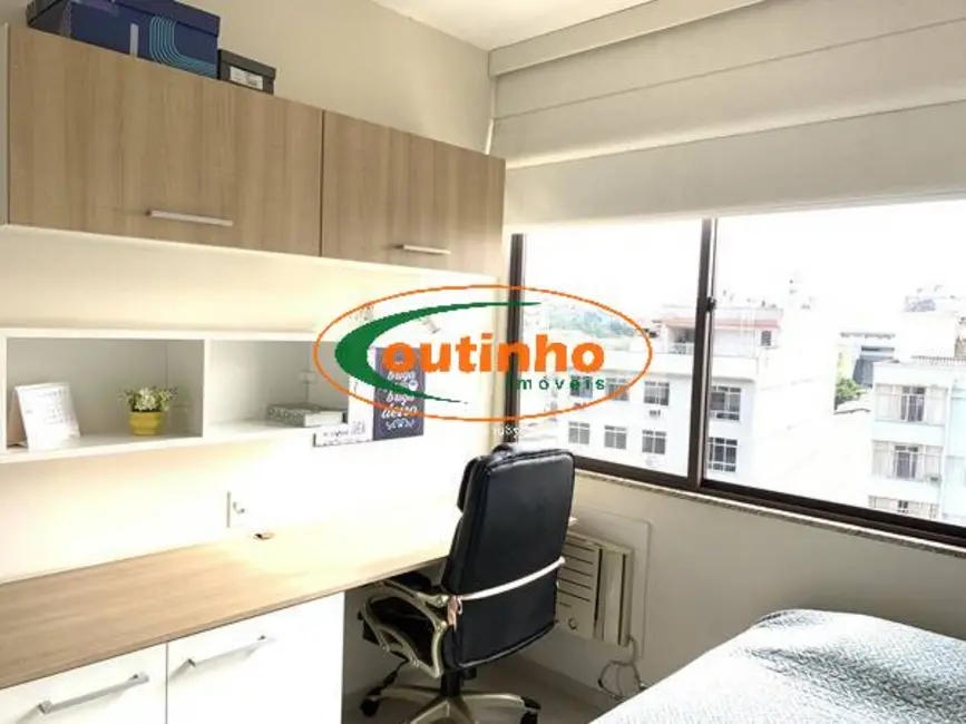 Apartamento com 3 quartos à venda, 97m2 em Tijuca, Rio De Janeiro - RJ - imagem 8 Foto 8 de Apartamento com 3 quartos à venda, 97m2 em Tijuca, Rio De Janeiro - RJ