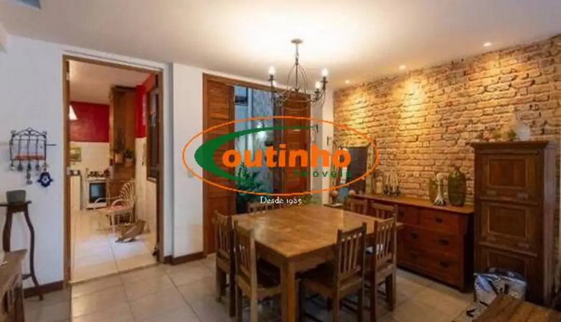 Foto 1 de Apartamento com 4 quartos à venda, 200m2 em Tijuca, Rio De Janeiro - RJ