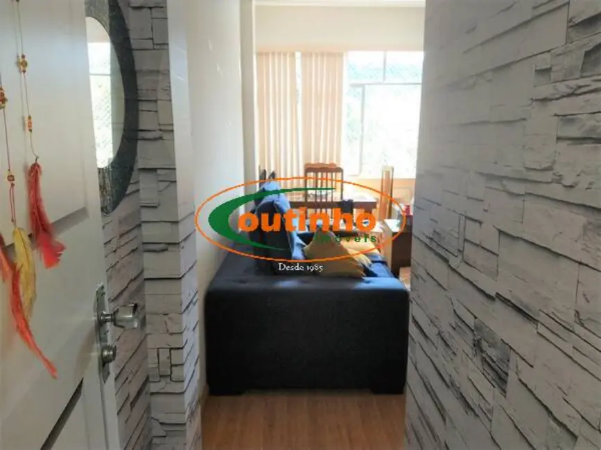 Apartamento com 3 quartos à venda, 82m2 em Grajaú, Rio De Janeiro - RJ - imagem 3 Foto 3 de Apartamento com 3 quartos à venda, 82m2 em Grajaú, Rio De Janeiro - RJ