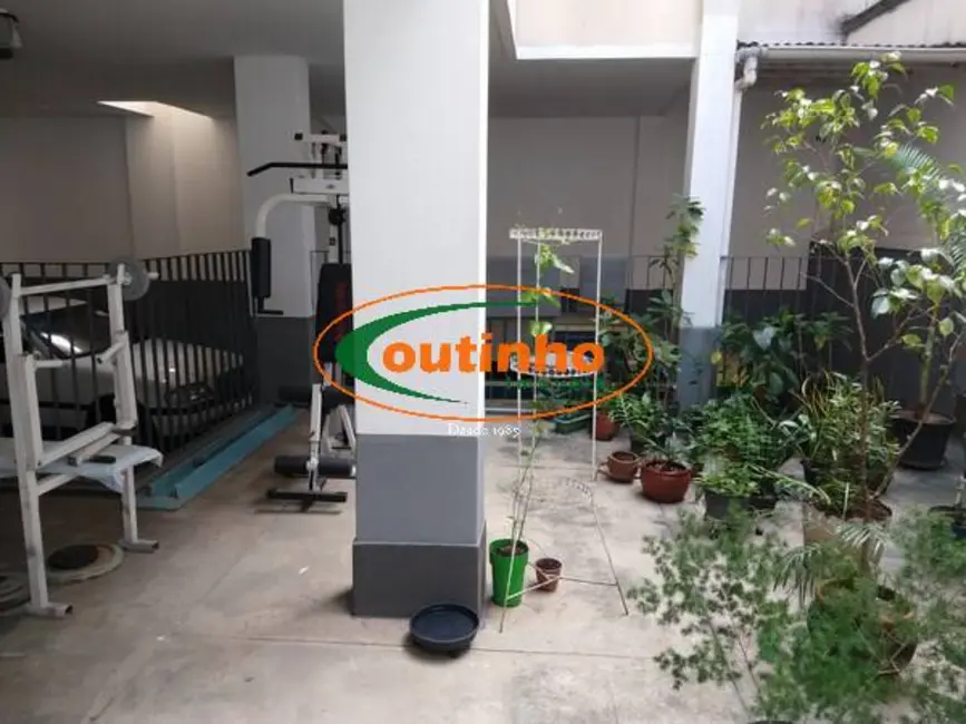 Apartamento com 3 quartos à venda, 82m2 em Grajaú, Rio De Janeiro - RJ - imagem 6 Foto 6 de Apartamento com 3 quartos à venda, 82m2 em Grajaú, Rio De Janeiro - RJ