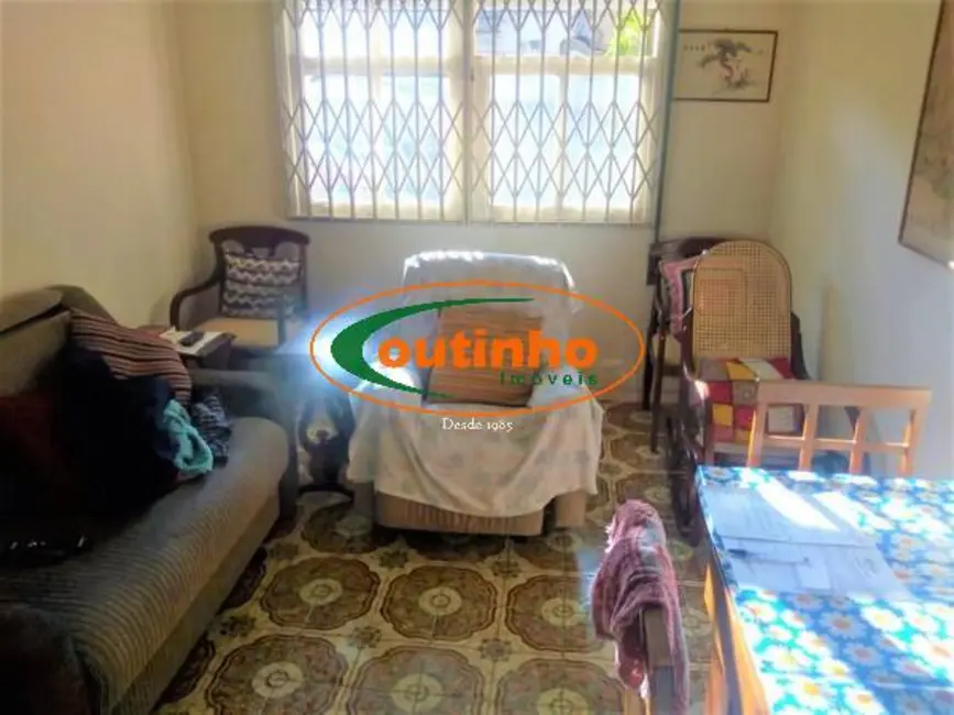 Foto 3 de Apartamento com 2 quartos à venda, 70m2 em Tijuca, Rio De Janeiro - RJ