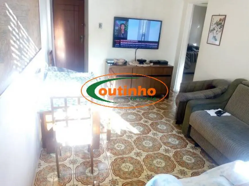 Foto 2 de Apartamento com 2 quartos à venda, 70m2 em Tijuca, Rio De Janeiro - RJ