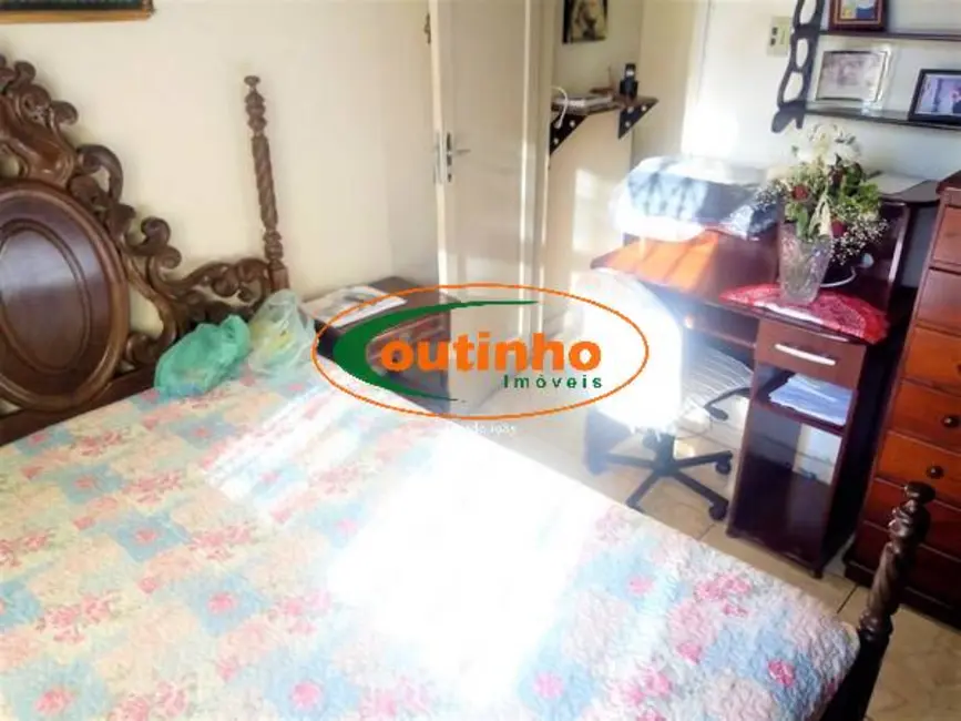 Foto 9 de Apartamento com 2 quartos à venda, 70m2 em Tijuca, Rio De Janeiro - RJ