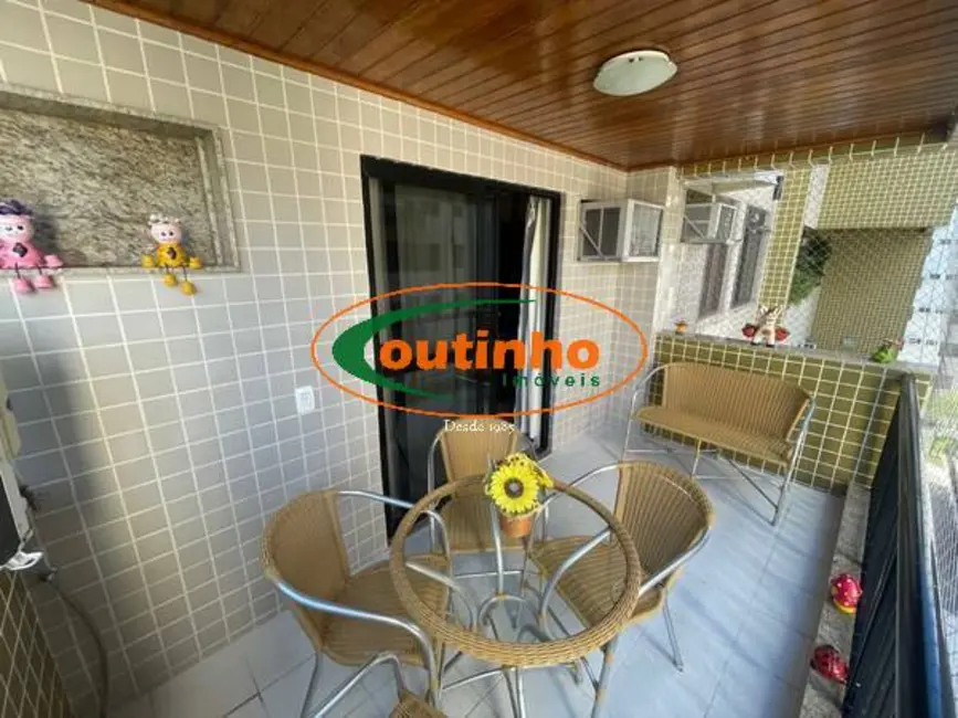 Foto 2 de Apartamento com 4 quartos à venda, 105m2 em Tijuca, Rio De Janeiro - RJ