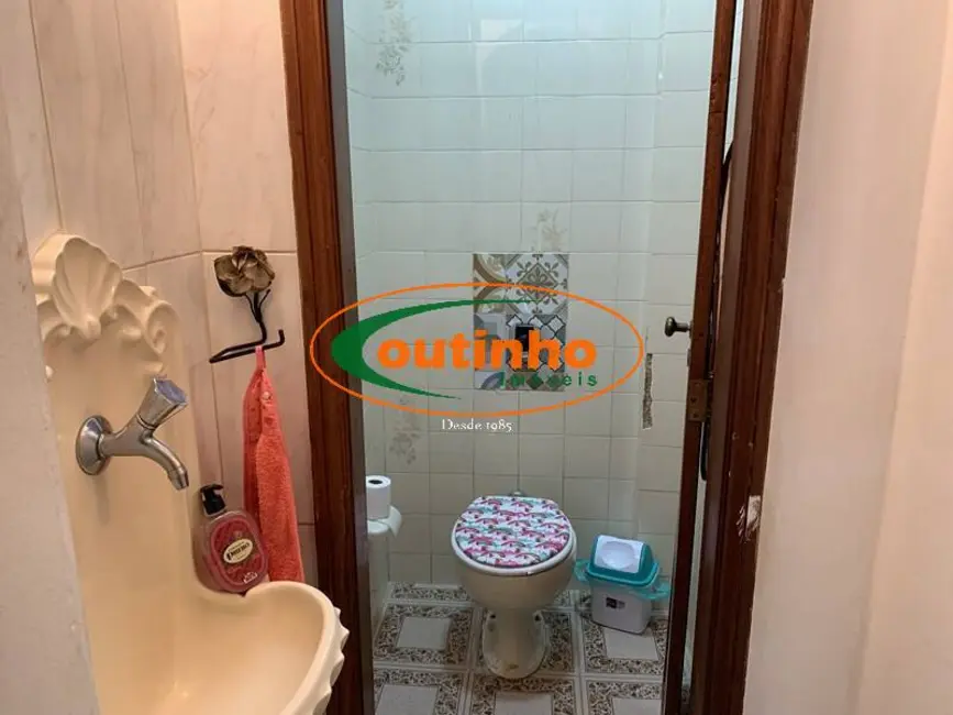 Casa com 6 quartos à venda, 525m2 em Tijuca, Rio De Janeiro - RJ - imagem 8 Foto 8 de Casa com 6 quartos à venda, 525m2 em Tijuca, Rio De Janeiro - RJ