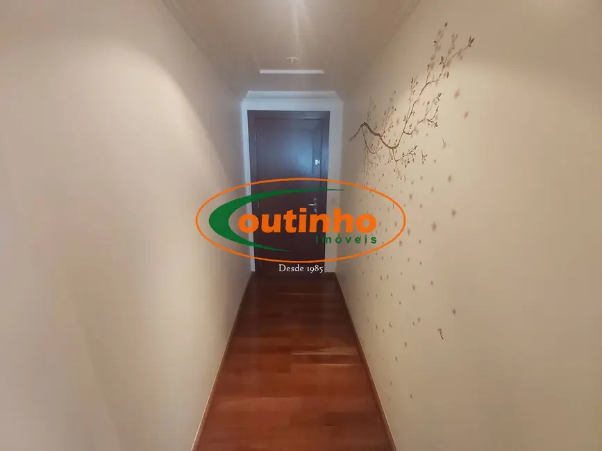 Foto 2 de Apartamento com 4 quartos à venda, 132m2 em Tijuca, Rio De Janeiro - RJ