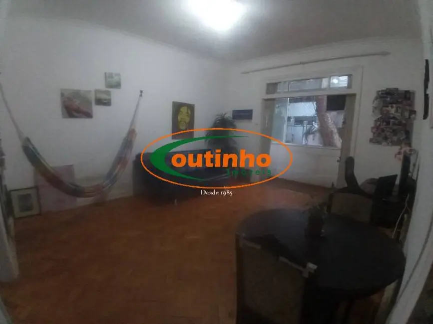 Foto 2 de Apartamento com 2 quartos à venda, 85m2 em Tijuca, Rio De Janeiro - RJ