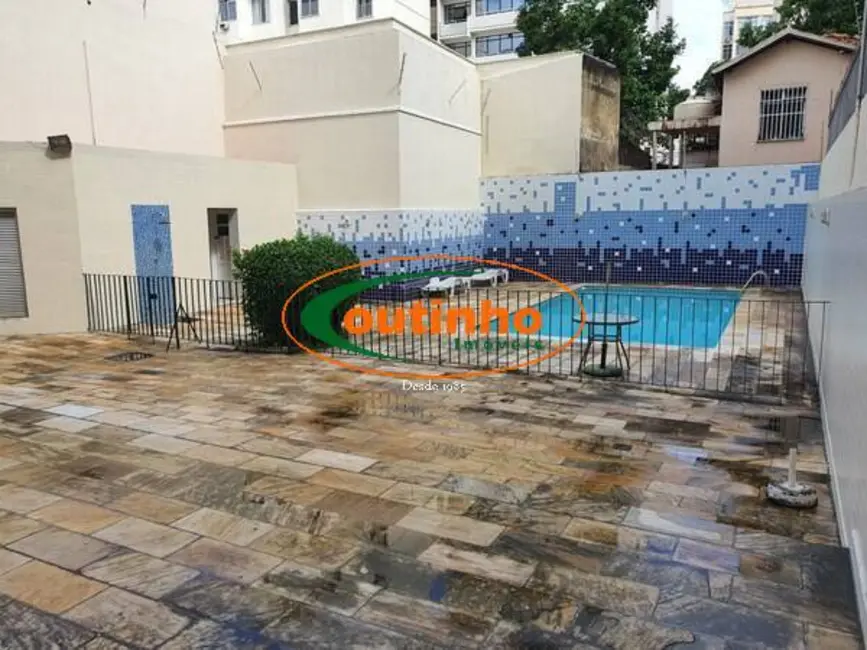 Foto 2 de Apartamento com 4 quartos à venda, 120m2 em Tijuca, Rio De Janeiro - RJ