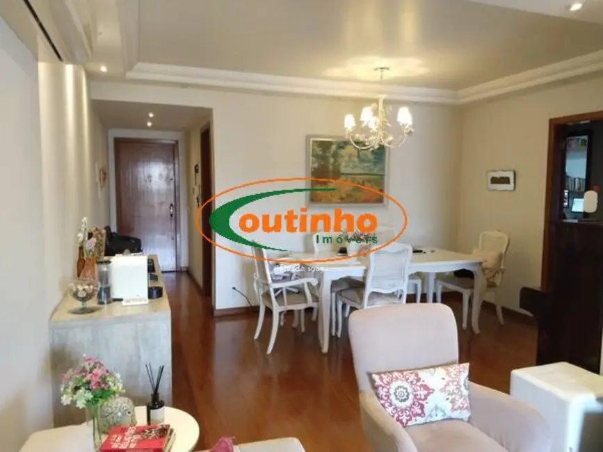 Foto 2 de Apartamento com 3 quartos à venda, 118m2 em Tijuca, Rio De Janeiro - RJ