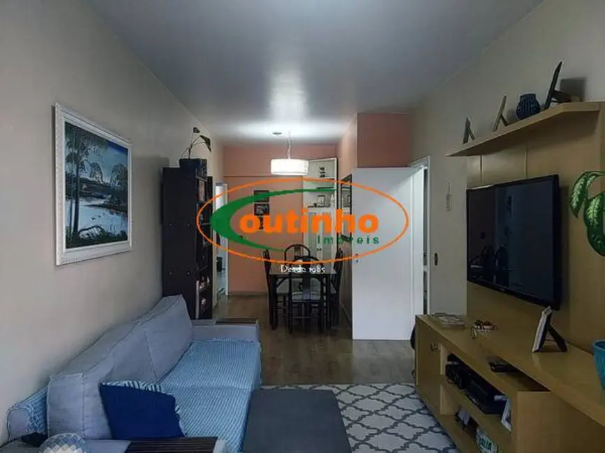 Foto 2 de Apartamento com 2 quartos à venda, 65m2 em Tijuca, Rio De Janeiro - RJ