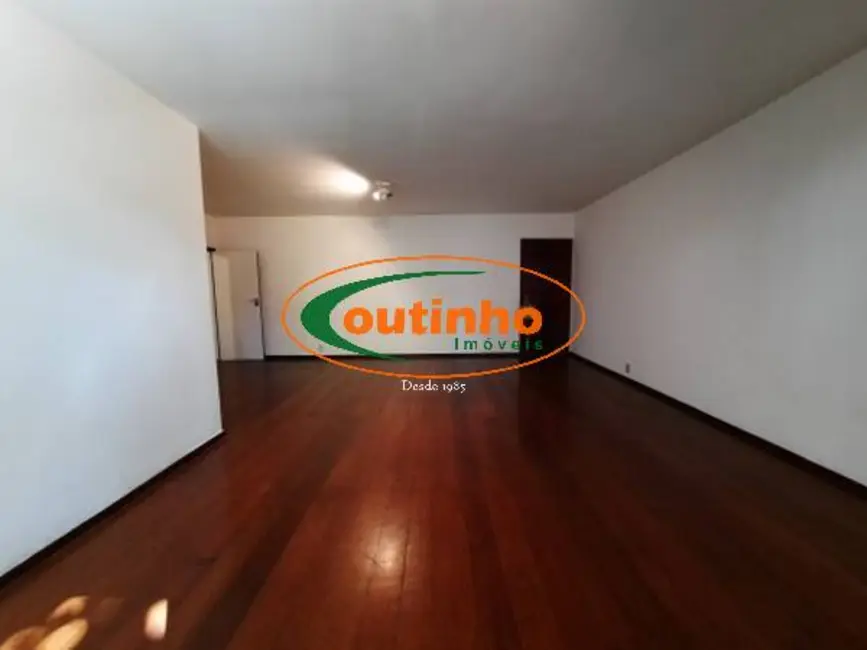 Foto 1 de Apartamento com 4 quartos à venda, 150m2 em Tijuca, Rio De Janeiro - RJ