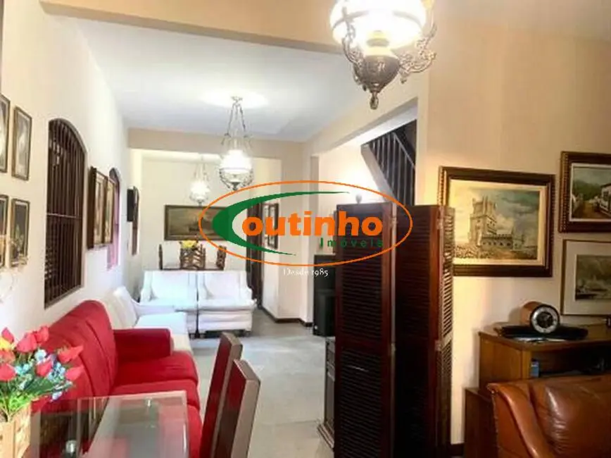 Casa com 4 quartos à venda, 298m2 em Tijuca, Rio De Janeiro - RJ - imagem 4 Foto 4 de Casa com 4 quartos à venda, 298m2 em Tijuca, Rio De Janeiro - RJ