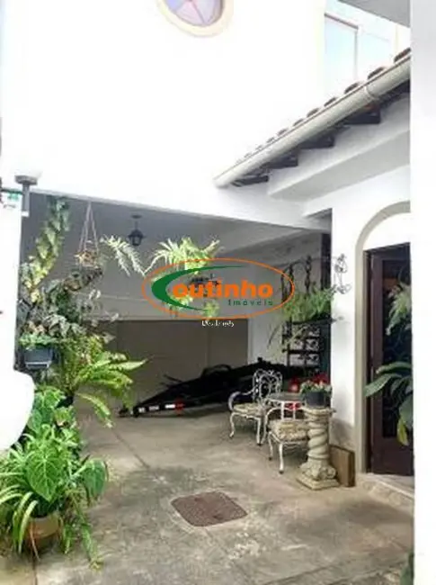 Foto 2 de Casa com 4 quartos à venda, 298m2 em Grajaú, Rio De Janeiro - RJ