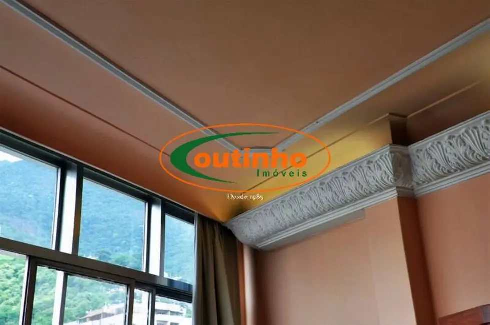 Apartamento com 3 quartos à venda, 130m2 em Tijuca, Rio De Janeiro - RJ - imagem 4 Foto 4 de Apartamento com 3 quartos à venda, 130m2 em Tijuca, Rio De Janeiro - RJ