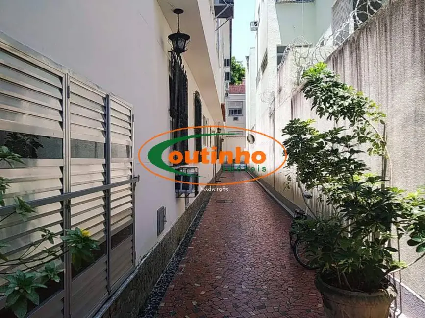 Foto 8 de Apartamento com 3 quartos à venda, 110m2 em Grajaú, Rio De Janeiro - RJ