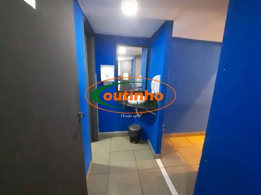 Sala Comercial à venda, 126m2 em Tijuca, Rio De Janeiro - RJ - imagem 8 Foto 8 de Sala Comercial à venda, 126m2 em Tijuca, Rio De Janeiro - RJ