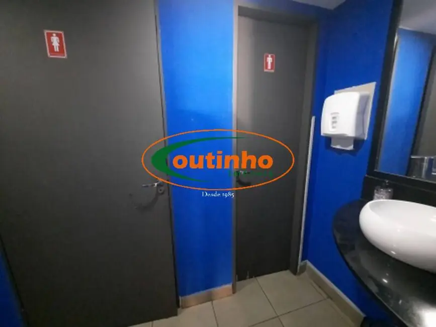 Sala Comercial à venda, 126m2 em Tijuca, Rio De Janeiro - RJ - imagem 7 Foto 7 de Sala Comercial à venda, 126m2 em Tijuca, Rio De Janeiro - RJ