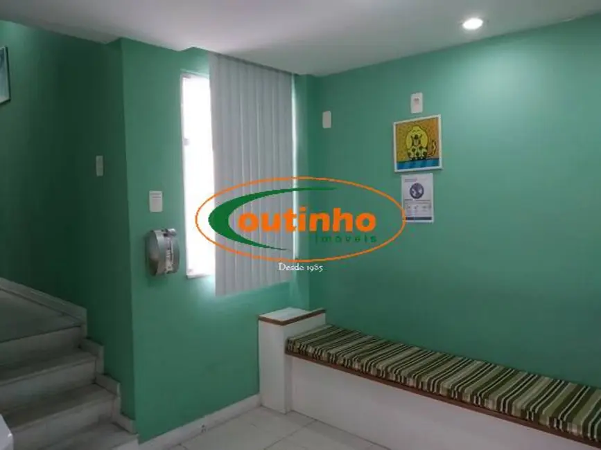 Foto 2 de Casa com 6 quartos à venda, 170m2 em Vila Isabel, Rio De Janeiro - RJ