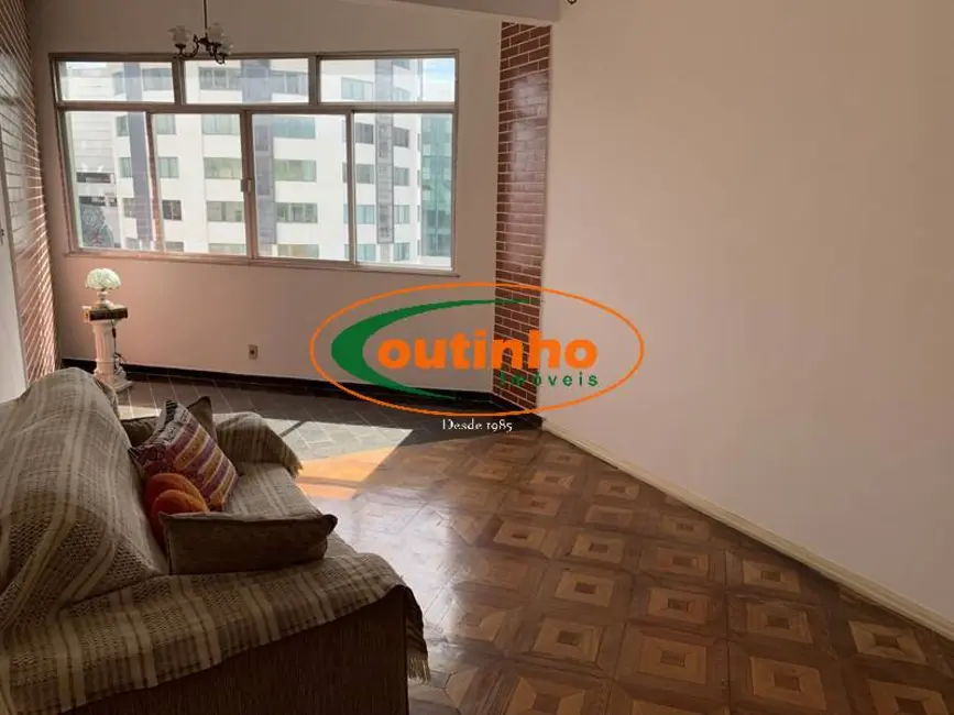 Foto 2 de Apartamento com 2 quartos à venda, 76m2 em Tijuca, Rio De Janeiro - RJ