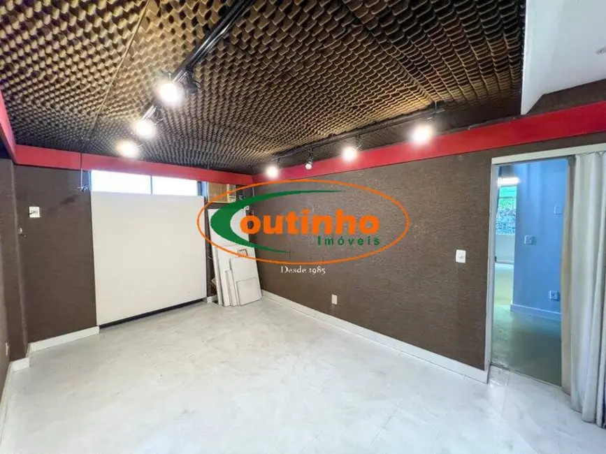 Foto 2 de Casa com 3 quartos à venda, 125m2 em Vila Isabel, Rio De Janeiro - RJ