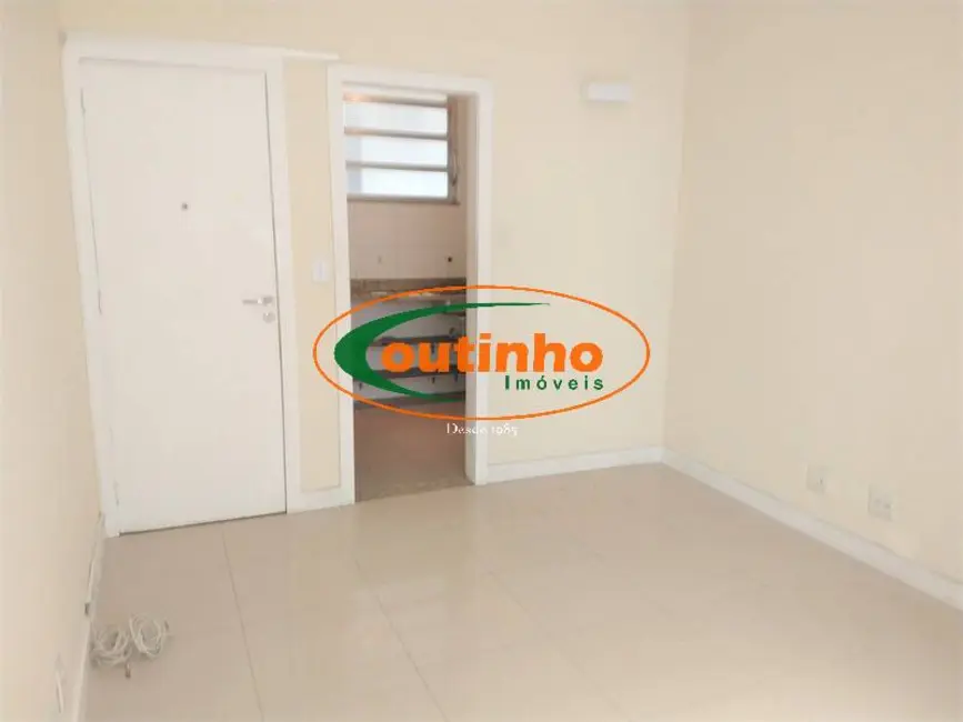 Foto 3 de Apartamento com 2 quartos à venda, 65m2 em Tijuca, Rio De Janeiro - RJ