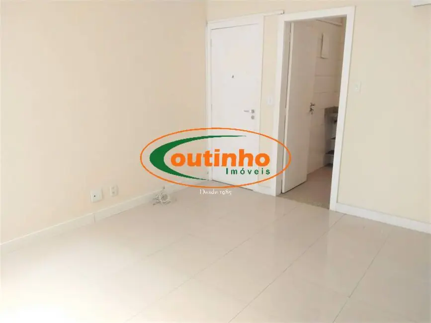 Foto 4 de Apartamento com 2 quartos à venda, 65m2 em Tijuca, Rio De Janeiro - RJ