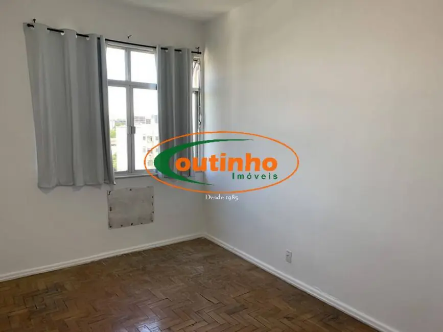 Apartamento com 2 quartos à venda, 57m2 em Tijuca, Rio De Janeiro - RJ - imagem 8 Foto 8 de Apartamento com 2 quartos à venda, 57m2 em Tijuca, Rio De Janeiro - RJ
