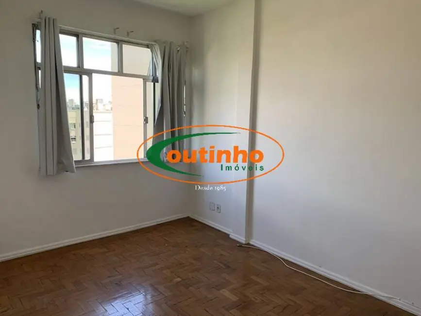 Apartamento com 2 quartos à venda, 57m2 em Tijuca, Rio De Janeiro - RJ - imagem 6 Foto 6 de Apartamento com 2 quartos à venda, 57m2 em Tijuca, Rio De Janeiro - RJ