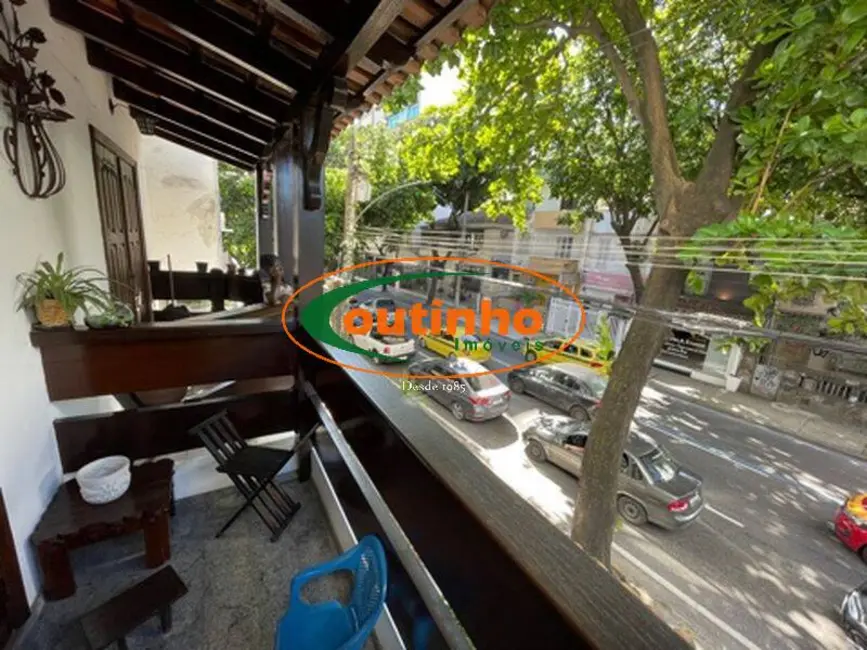 Foto 1 de Casa com 5 quartos à venda, 300m2 em Tijuca, Rio De Janeiro - RJ