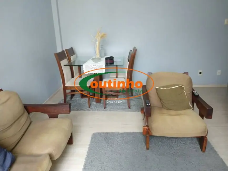Apartamento com 2 quartos à venda, 70m2 em Grajaú, Rio De Janeiro - RJ - imagem 7 Foto 7 de Apartamento com 2 quartos à venda, 70m2 em Grajaú, Rio De Janeiro - RJ