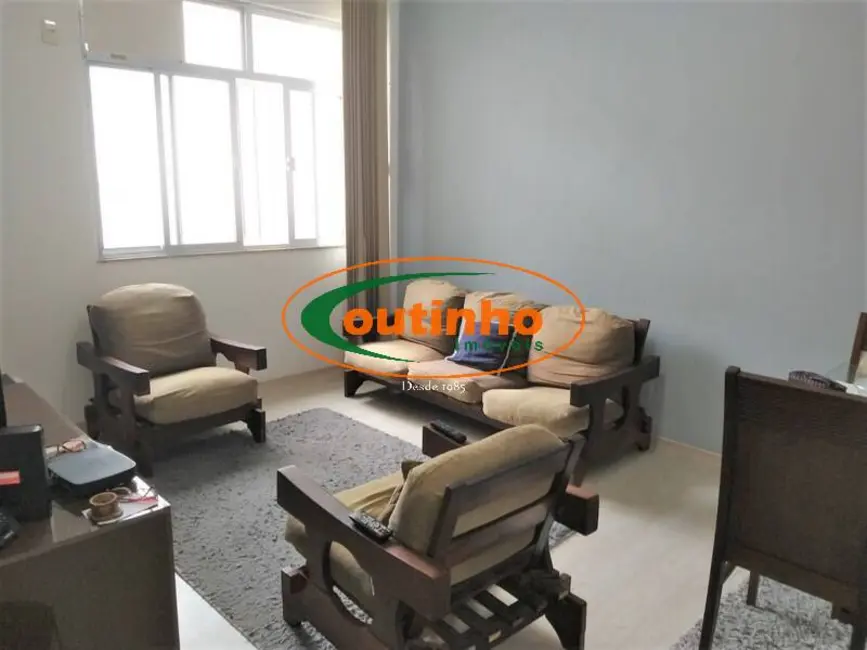 Apartamento com 2 quartos à venda, 70m2 em Grajaú, Rio De Janeiro - RJ - imagem 3 Foto 3 de Apartamento com 2 quartos à venda, 70m2 em Grajaú, Rio De Janeiro - RJ