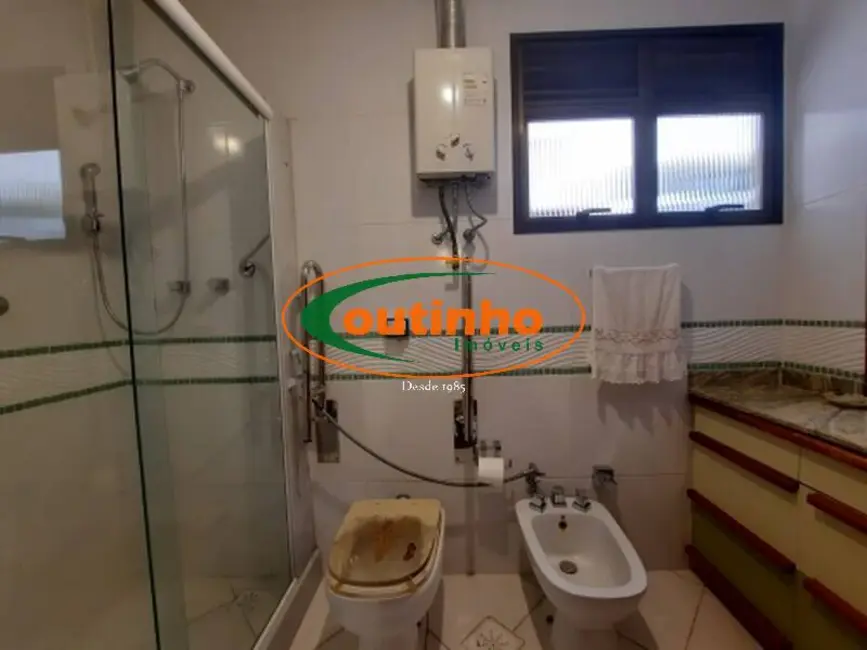Foto 5 de Apartamento com 4 quartos à venda, 147m2 em Tijuca, Rio De Janeiro - RJ
