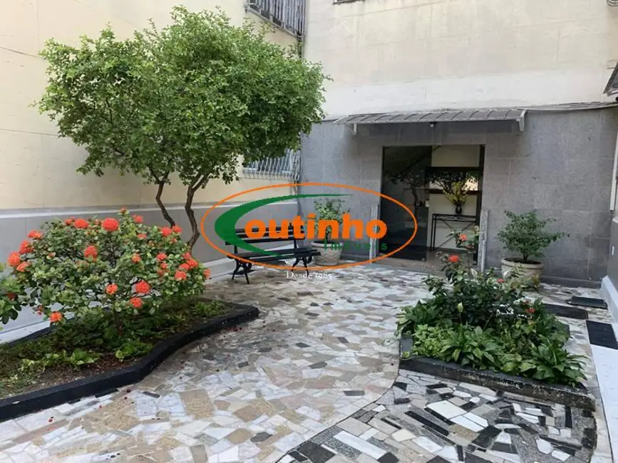 Foto 1 de Apartamento com 2 quartos à venda, 75m2 em Tijuca, Rio De Janeiro - RJ