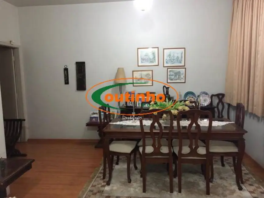 Foto 2 de Apartamento com 3 quartos à venda, 130m2 em Tijuca, Rio De Janeiro - RJ