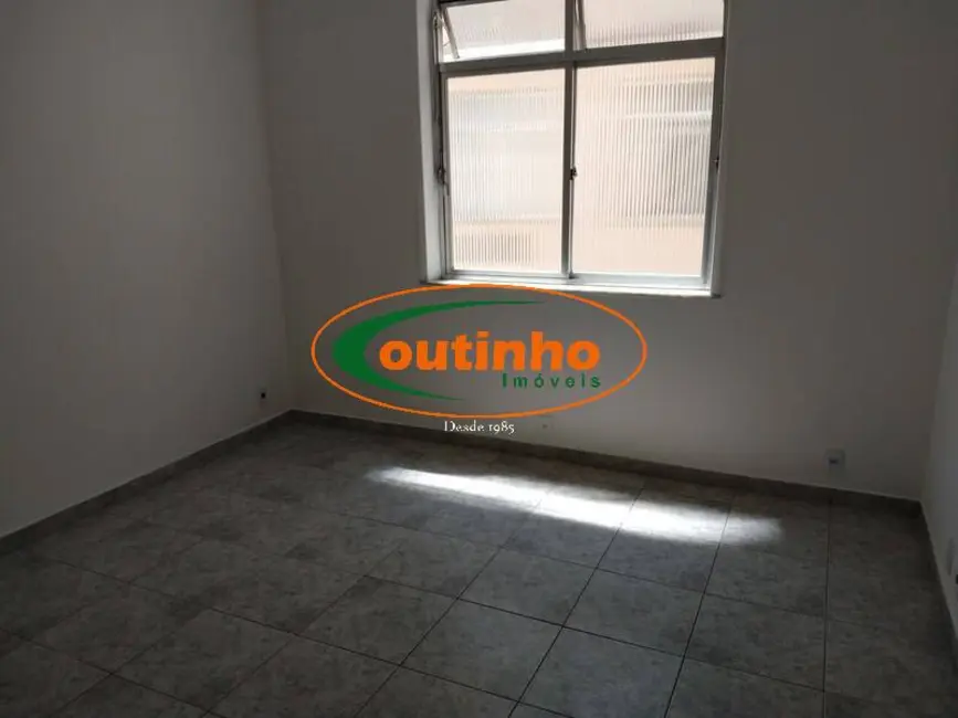 Foto 2 de Apartamento com 2 quartos à venda, 62m2 em Tijuca, Rio De Janeiro - RJ