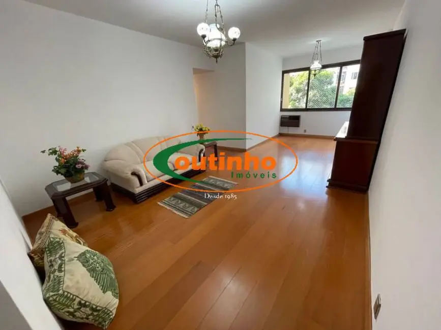 Apartamento com 3 quartos à venda, 100m2 em Tijuca, Rio De Janeiro - RJ - imagem 2 Foto 2 de Apartamento com 3 quartos à venda, 100m2 em Tijuca, Rio De Janeiro - RJ