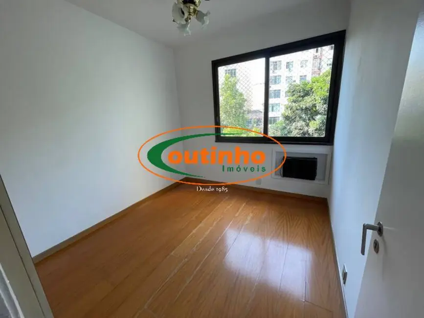 Apartamento com 3 quartos à venda, 100m2 em Tijuca, Rio De Janeiro - RJ - imagem 9 Foto 9 de Apartamento com 3 quartos à venda, 100m2 em Tijuca, Rio De Janeiro - RJ