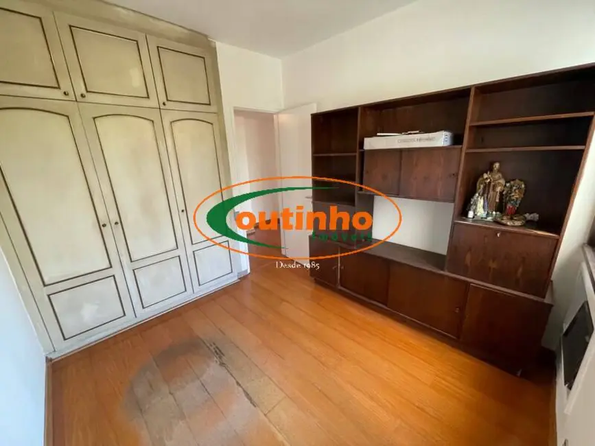 Apartamento com 3 quartos à venda, 100m2 em Tijuca, Rio De Janeiro - RJ - imagem 6 Foto 6 de Apartamento com 3 quartos à venda, 100m2 em Tijuca, Rio De Janeiro - RJ