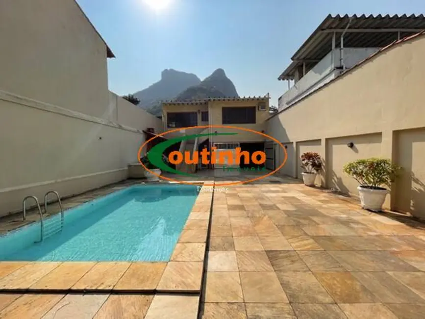Foto 1 de Casa com 4 quartos à venda, 400m2 em Barra da Tijuca, Rio De Janeiro - RJ